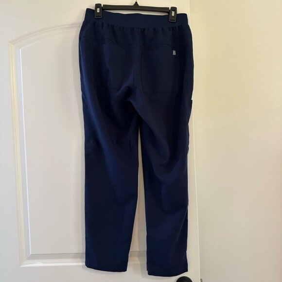 Fabletics Ion Scrub Pant - Picture 4 of 6